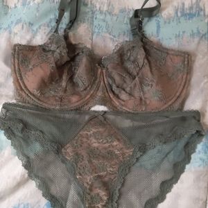 VS bra and panty set